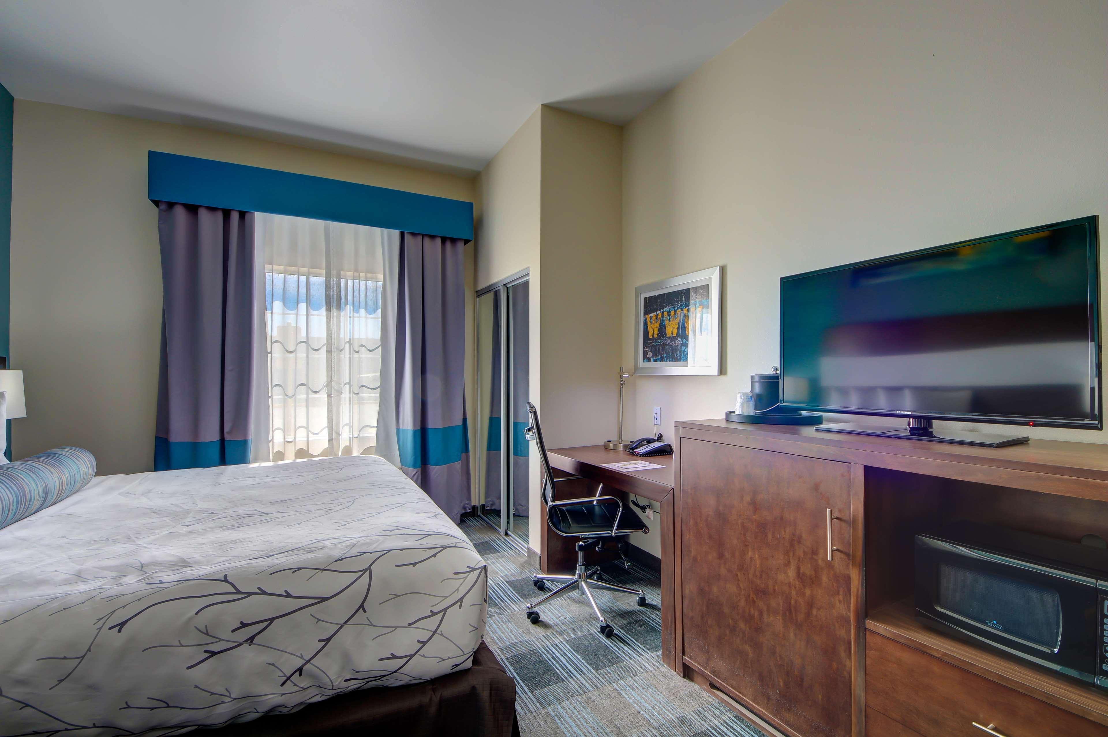 Best Western Plus Inn Of Muskogee Exterior photo